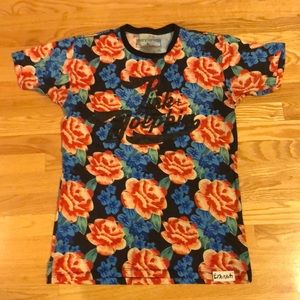 PINK DOLPHIN:  Great color, great pattern